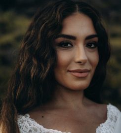 Carol Fairfield International Makeup & Hair