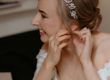 Lesley McCormick. Bridal Stylist and Holistic Facialist