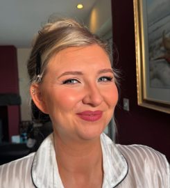 Lois Barclay Makeup Artist